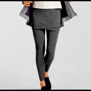 Cabi MLeggings grey skirted leggings. Size medium